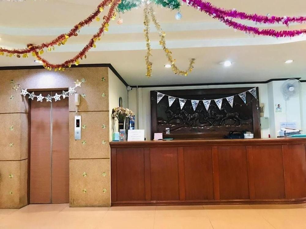 Bp Grand Hotel Chiang Mai Buitenkant foto